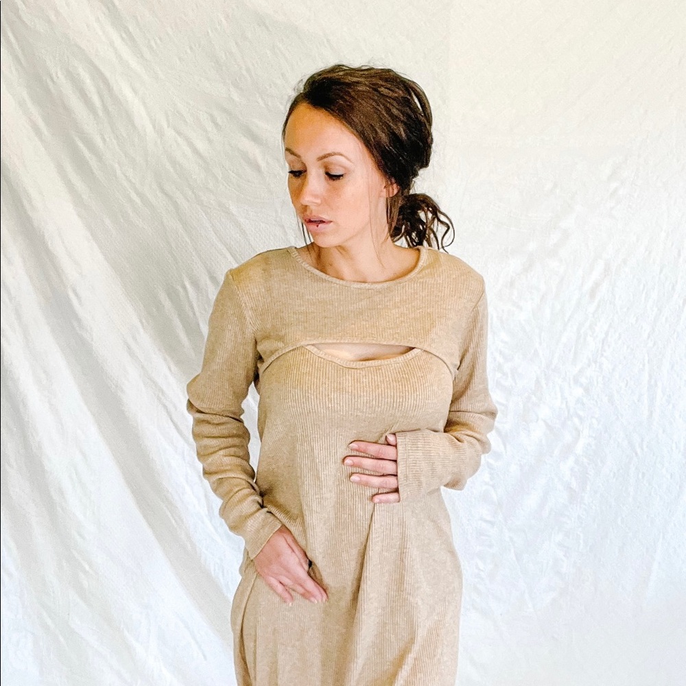 SOLD via Instagram shop. Wild Fable two-piece ribbed oat dress
Size 1X